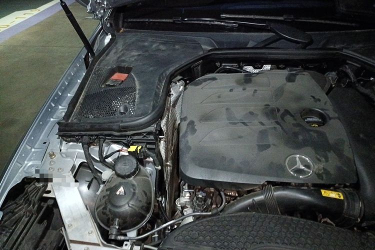 Used Mercedes-Benz E-Class 2021 E 260 Coupe Engine Bay Right