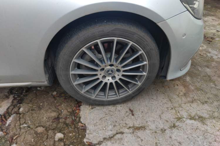 Used Mercedes-Benz E-Class 2021 Facelift E 260 L Exterior 1