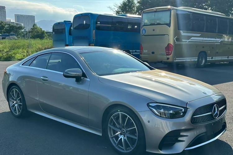 Used Mercedes-Benz E-Class 2021 E 260 Coupe Exterior 2