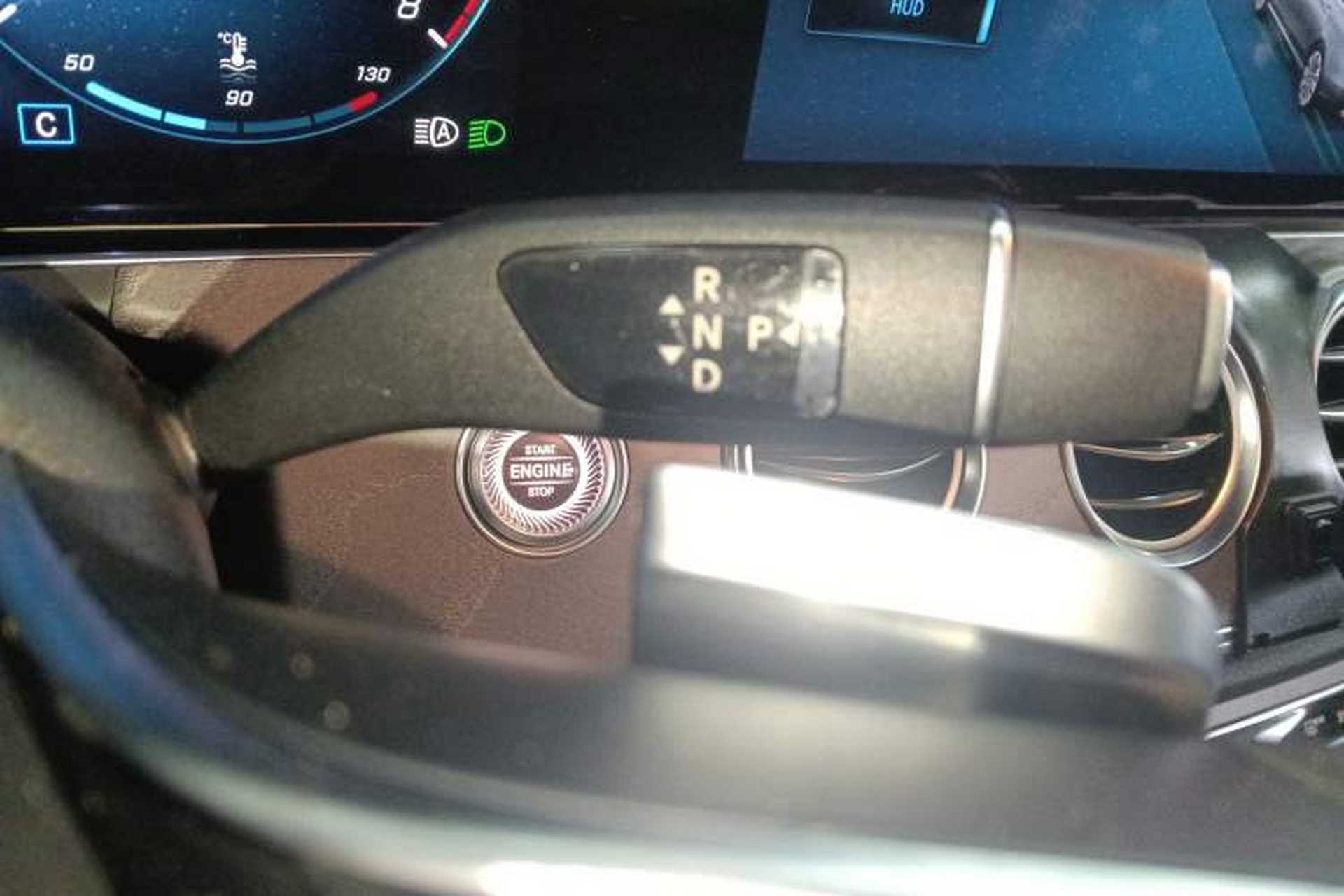 Used Mercedes-Benz E-Class 2021 E 300 L Premium Edition Gear Lever