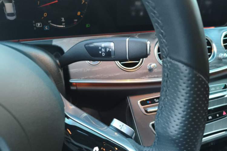 Used Mercedes-Benz E-Class 2021 Facelift E 260 L Sport Edition Gear Lever