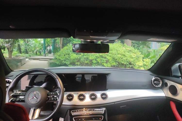 Used Mercedes-Benz E-Class 2021 E 260 Coupe Headliner