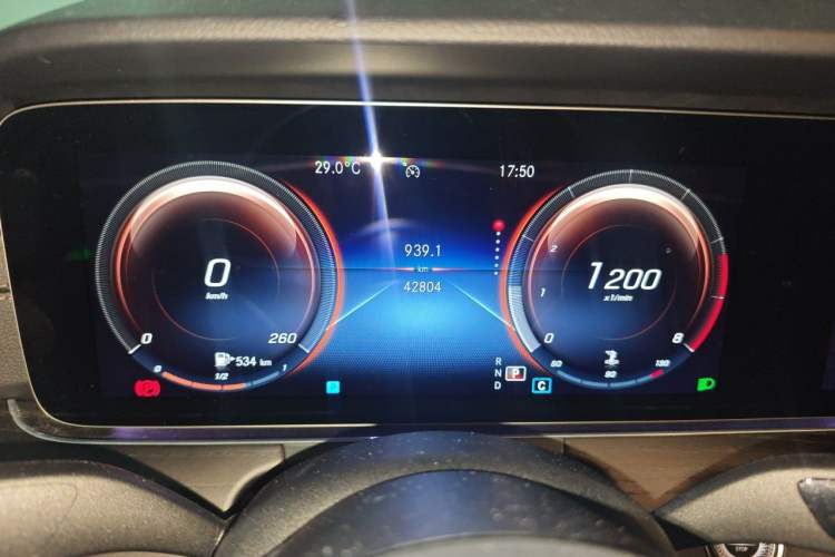 Used Mercedes-Benz E-Class 2021 Restyled E 300 L Sport Luxury Edition Instrument Cluster