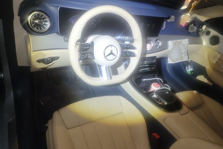 Used Mercedes-Benz E-Class 2021 E 260 Coupe Interior 2