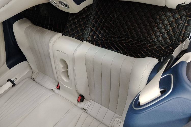 Used Mercedes-Benz E-Class 2021 E 260 Coupe Interior 3