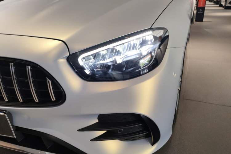Used Mercedes-Benz E-Class 2021 Facelift E 260 Coupe Left Front Headlight