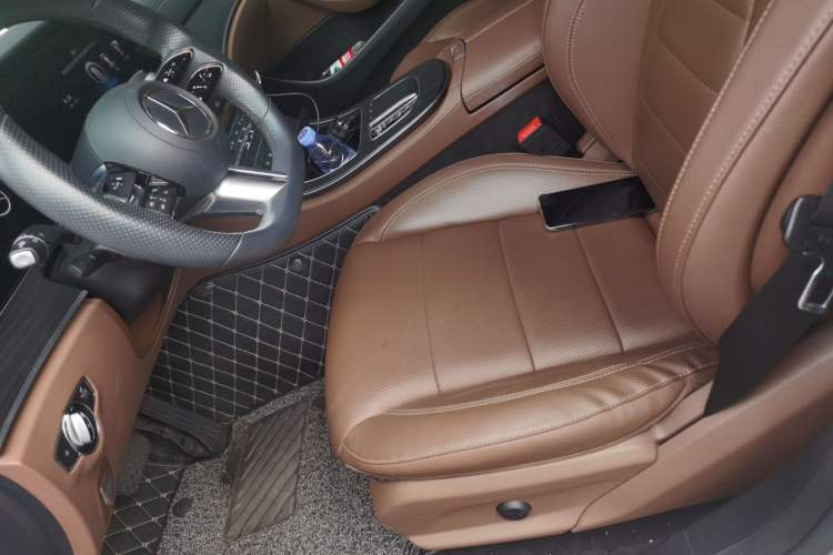 Used Mercedes-Benz E-Class 2021 E 300 L Sporty and Stylish Model Left Front Seat