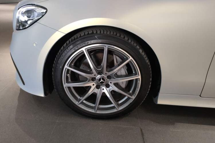 Used Mercedes-Benz E-Class 2021 Facelift E 260 Coupe Left Front Wheel Hub