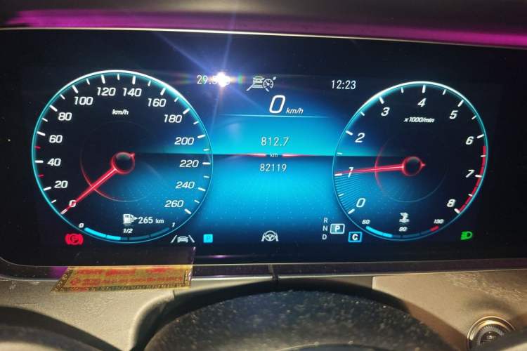 Used Mercedes-Benz E-Class 2021 E 300 L Sport Premium Edition Odometer Close Up