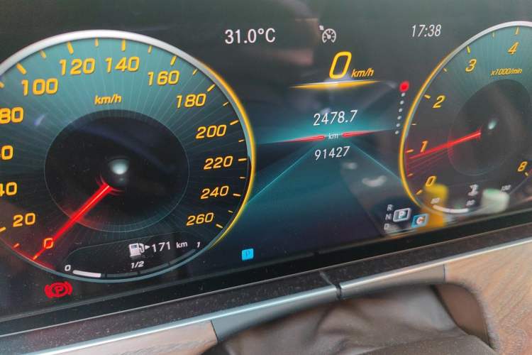 Used Mercedes-Benz E-Class 2021 Facelift E 260 L Odometer Close Up