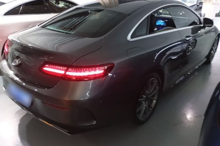 Used Mercedes-Benz E-Class 2021 E 260 Coupe Rear Right 45 Deg