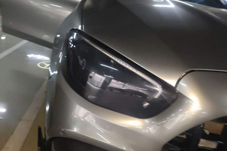 Used Mercedes-Benz E-Class 2021 Updated E 260 Fashion Sport Edition Right Front Headlight