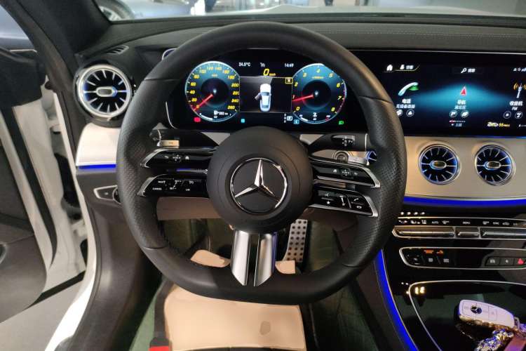 Used Mercedes-Benz E-Class 2021 Facelift E 260 Coupe Steering Wheel
