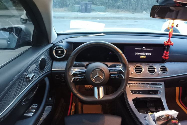 Used Mercedes-Benz E-Class 2021 Facelift E 260 L Sport Edition Steering Wheel