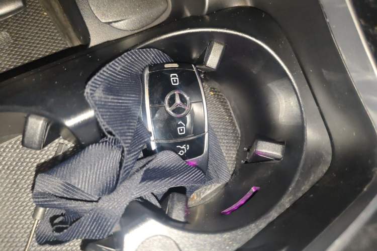 Used Mercedes-Benz E-Class 2021 Updated E 260 Fashion Sport Edition Vehicle Key