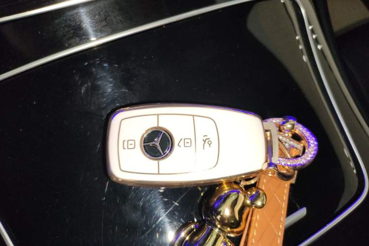 Used Mercedes-Benz E-Class 2021 Facelift E 260 Coupe Vehicle Key