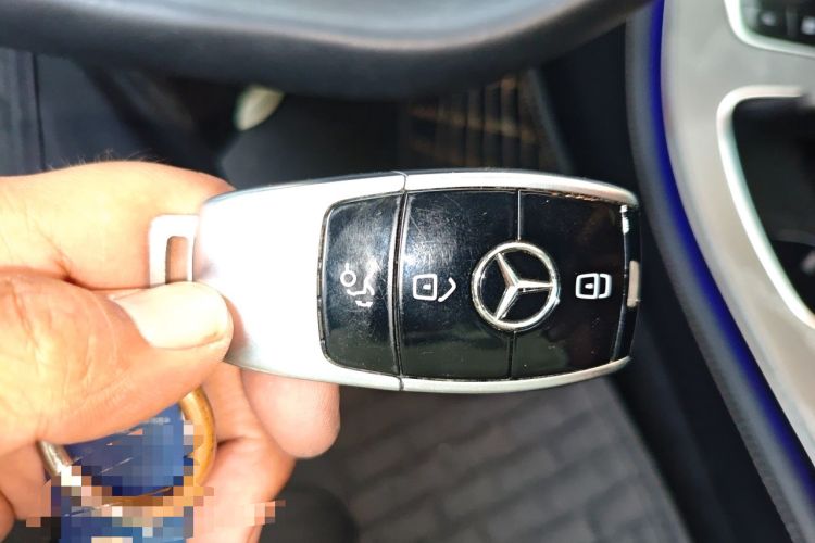 Used Mercedes-Benz E-Class 2021 E 260 L Sport Edition Vehicle Key