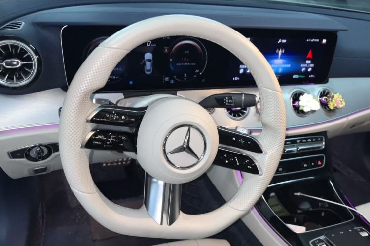 Used Mercedes-Benz E-Class 2021 Facelift E 260 Coupe Steering Wheel