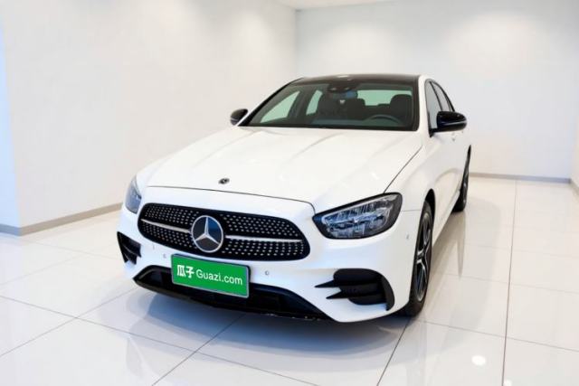 Mercedes-Benz E-Class 2021 Updated E 260 Fashion Sport Edition d’occasion