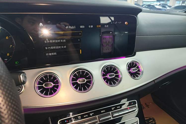 Used Mercedes-Benz E-Class 2021 Facelift E 260 Coupe Audio And AC Panel