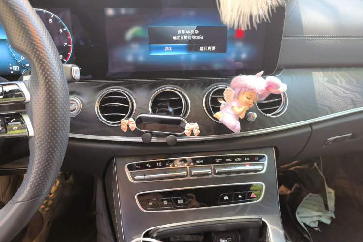 Used Mercedes-Benz E-Class 2021 Updated E 260 Fashion Sport Edition Audio And AC Panel