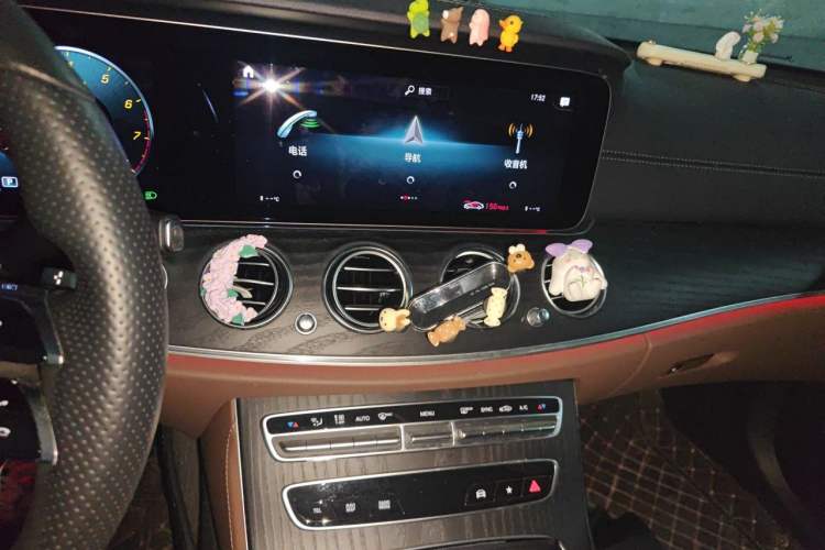 Used Mercedes-Benz E-Class 2021 Restyled E 300 L Sporty and Stylish Edition Audio And AC Panel