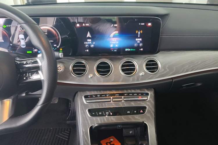 Used Mercedes-Benz E-Class 2021 E 260 L Sport Edition Audio And AC Panel