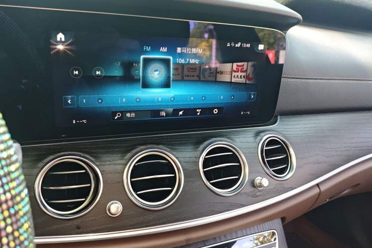 Used Mercedes-Benz E-Class 2021 E 260 L Sport Edition Audio And AC Panel