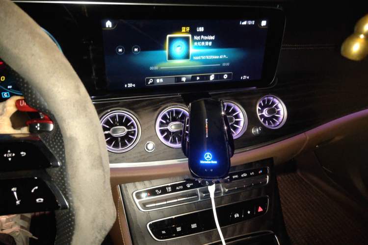 Used Mercedes-Benz E-Class 2021 Restyled E 300 L Sporty and Stylish Edition Audio And AC Panel