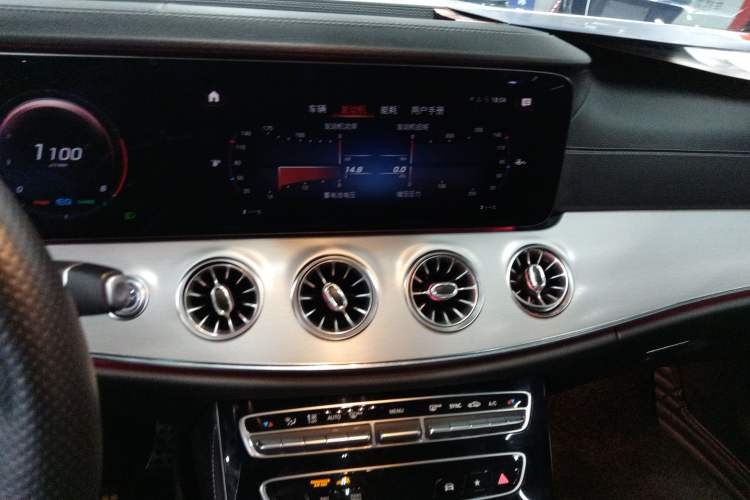 Used Mercedes-Benz E-Class 2021 E 260 Coupe Audio And AC Panel