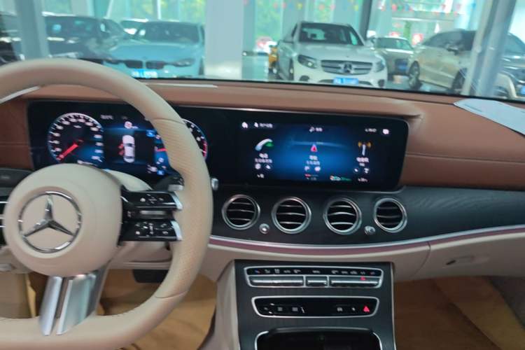 Used Mercedes-Benz E-Class 2021 Restyled E 300 L Sport Luxury Edition Audio And AC Panel