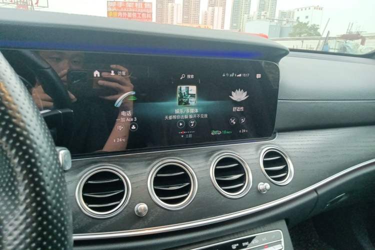 Used Mercedes-Benz E-Class 2021 E 260 Luxury Sports Edition Audio And AC Panel
