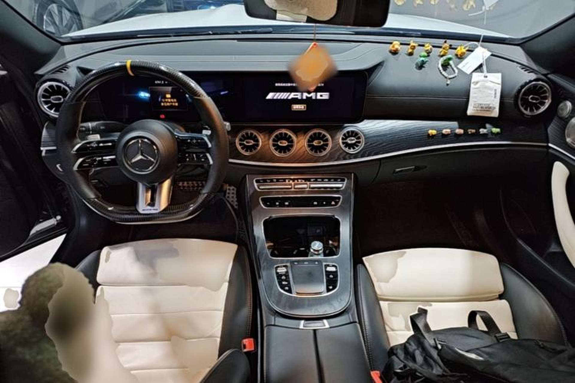 Used Mercedes-Benz E-Class 2021 E 300 Coupe Center Console