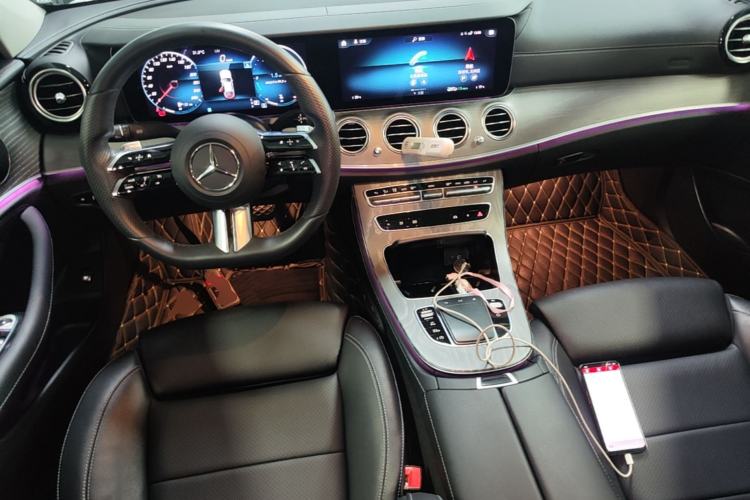 Used Mercedes-Benz E-Class 2021 Facelift E 260 L Sport Edition Center Console