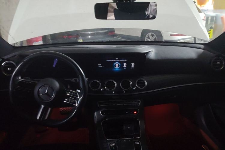 Used Mercedes-Benz E-Class 2021 E 260 Stylish Sports Edition Center Console