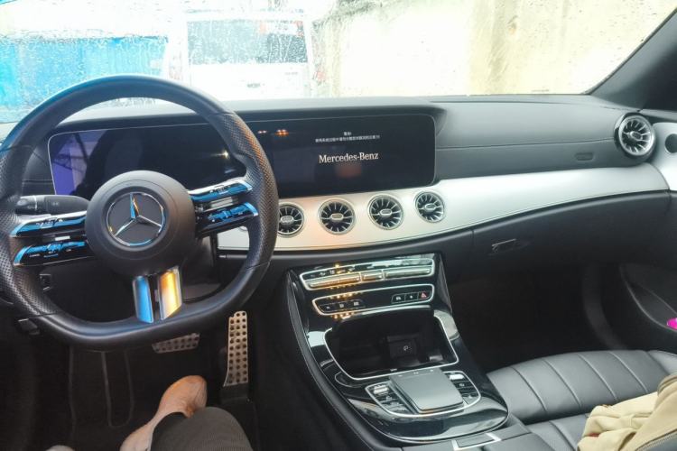 Used Mercedes-Benz E-Class 2021 Facelift E 260 Coupe Center Console