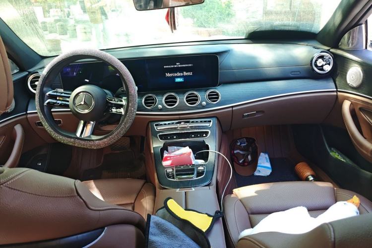 Used Mercedes-Benz E-Class 2021 E 260 L Sport Edition Center Console
