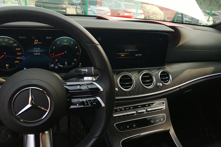Used Mercedes-Benz E-Class 2021 Updated E 260 Fashion Sport Edition Center Console