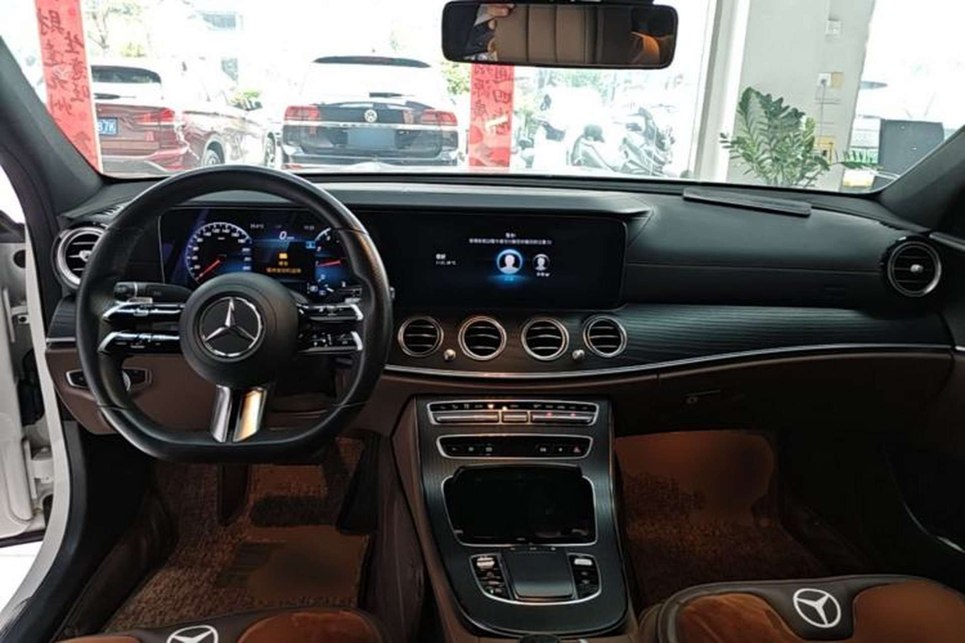 Used Mercedes-Benz E-Class 2021 Restyled E 300 L Sport Luxury Edition Center Console