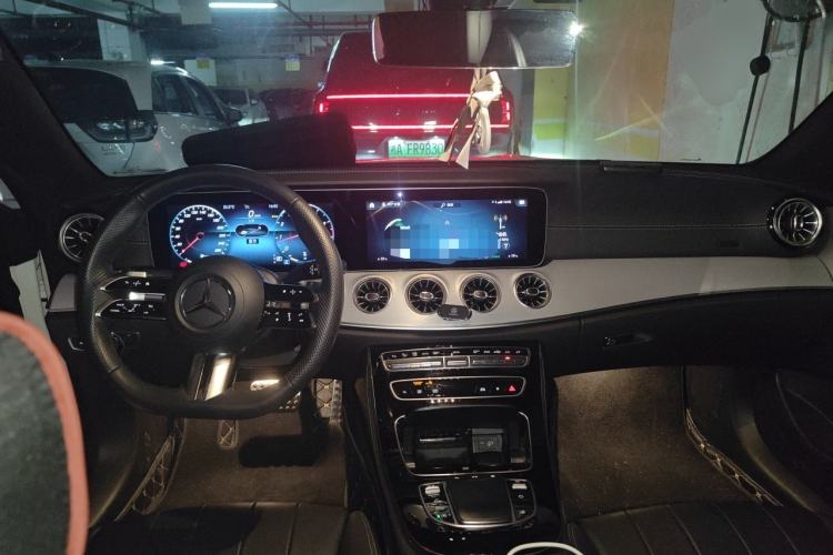 Used Mercedes-Benz E-Class 2021 Facelift E 260 Coupe Center Console