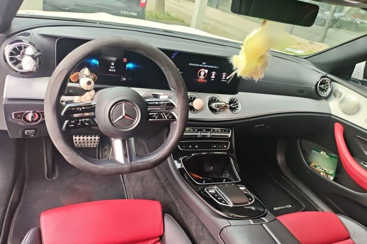 Used Mercedes-Benz E-Class 2021 E 260 Coupe Center Console