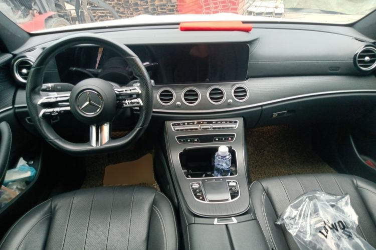 Used Mercedes-Benz E-Class 2021 E 260 Luxury Sports Edition Center Console