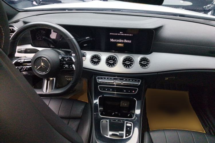 Used Mercedes-Benz E-Class 2021 Facelift E 260 Coupe Center Console