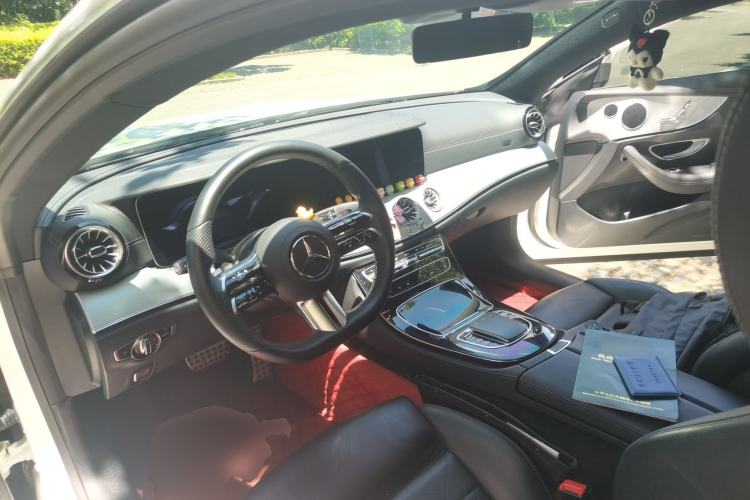 Used Mercedes-Benz E-Class 2021 Facelift E 260 Coupe Center Console