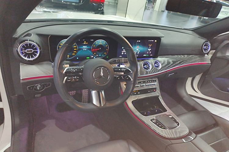 Used Mercedes-Benz E-Class 2021 E 260 Coupe Center Console