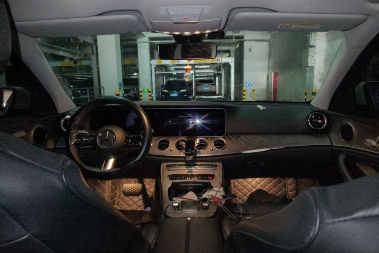 Used Mercedes-Benz E-Class 2021 Facelift E 260 L Sport Edition Center Console