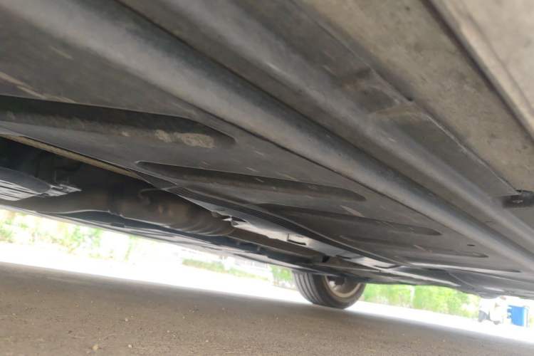Used Mercedes-Benz E-Class 2021 E 300 L Sporty and Stylish Model Chassis Front Left
