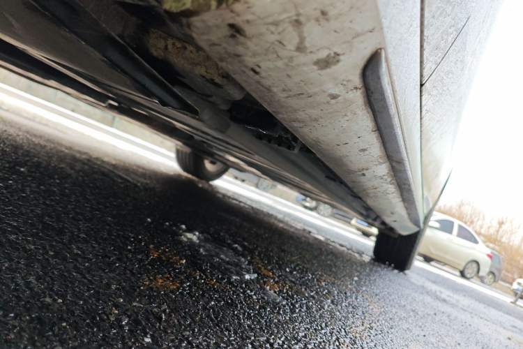 Used Mercedes-Benz E-Class 2021 Facelift E 260 L Sport Edition Chassis Front Left
