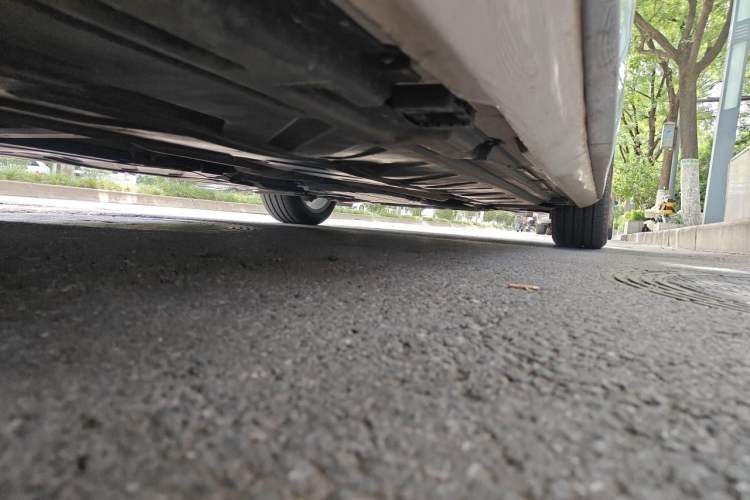 Used Mercedes-Benz E-Class 2021 E 300 L Sporty and Stylish Model Chassis Front Left