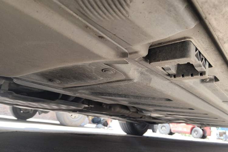 Used Mercedes-Benz E-Class 2021 Updated E 260 Fashion Sport Edition Chassis Front Left
